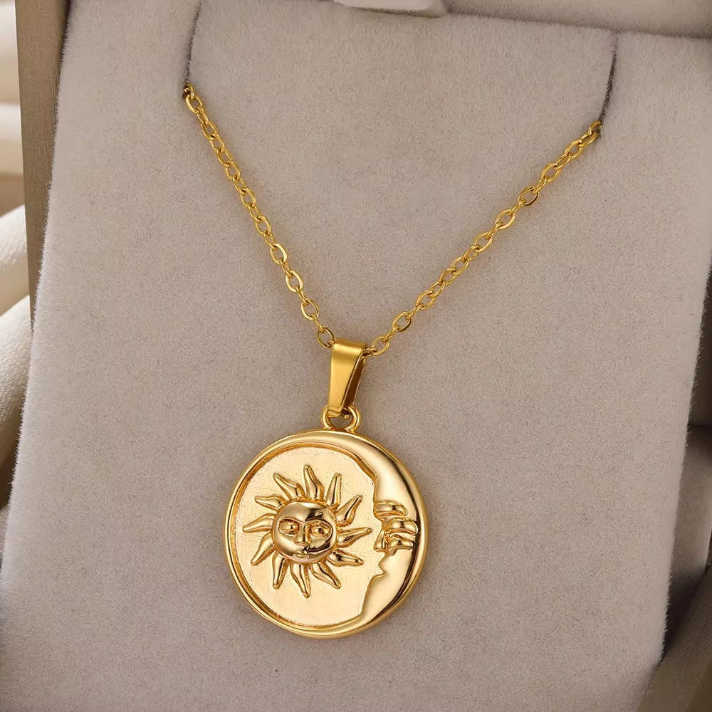 Stainless Steel Necklaces for Women Sun Moon Pendant Clavicle Chain Exquisite Bohemian Wedding Jewelry Gift Fashion Accessories
