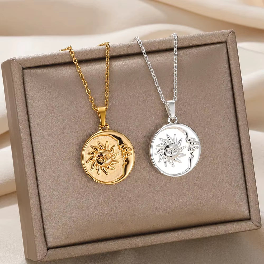 Stainless Steel Necklaces for Women Sun Moon Pendant Clavicle Chain Exquisite Bohemian Wedding Jewelry Gift Fashion Accessories